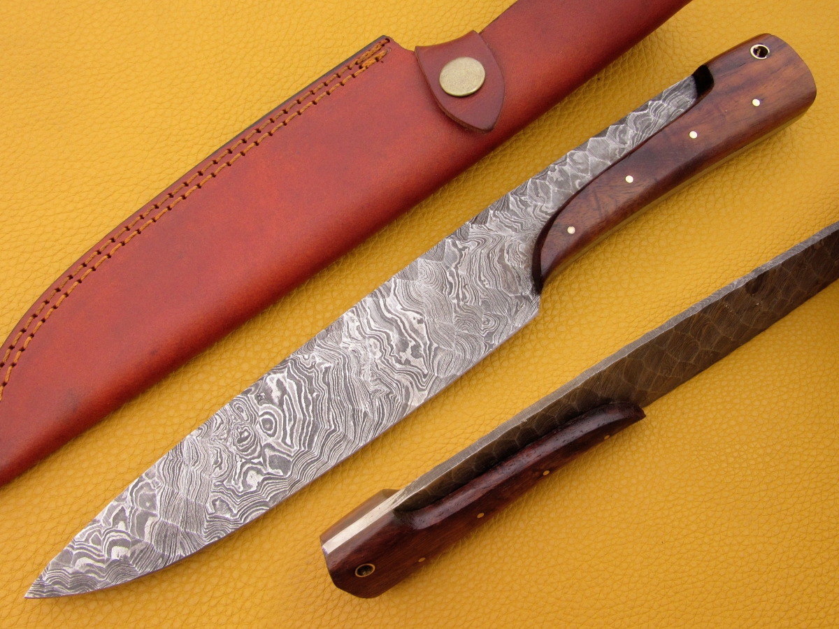 Damascus Designer Hunter